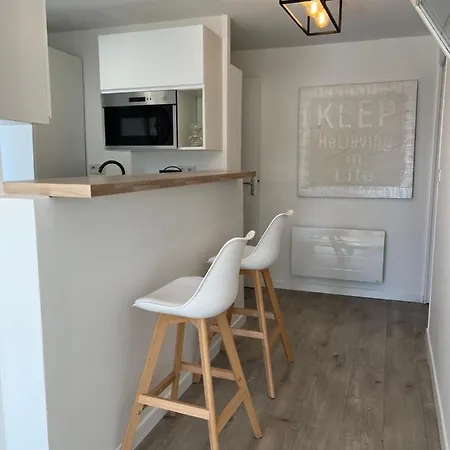 Apartment Superbe T2 Avec Jardin + Parking Gratuit A Proximite Rouen