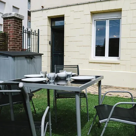 Superbe T2 Avec Jardin + Parking Gratuit A Proximite Rouen