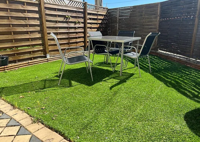 Superbe T2 Avec Jardin + Parking Gratuit A Proximite * Rouen