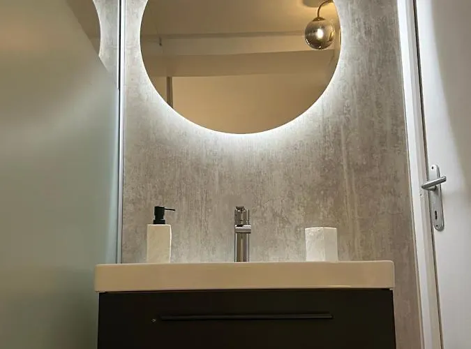 Superbe T2 Avec Jardin + Parking Gratuit A Proximite Apartment Rouen